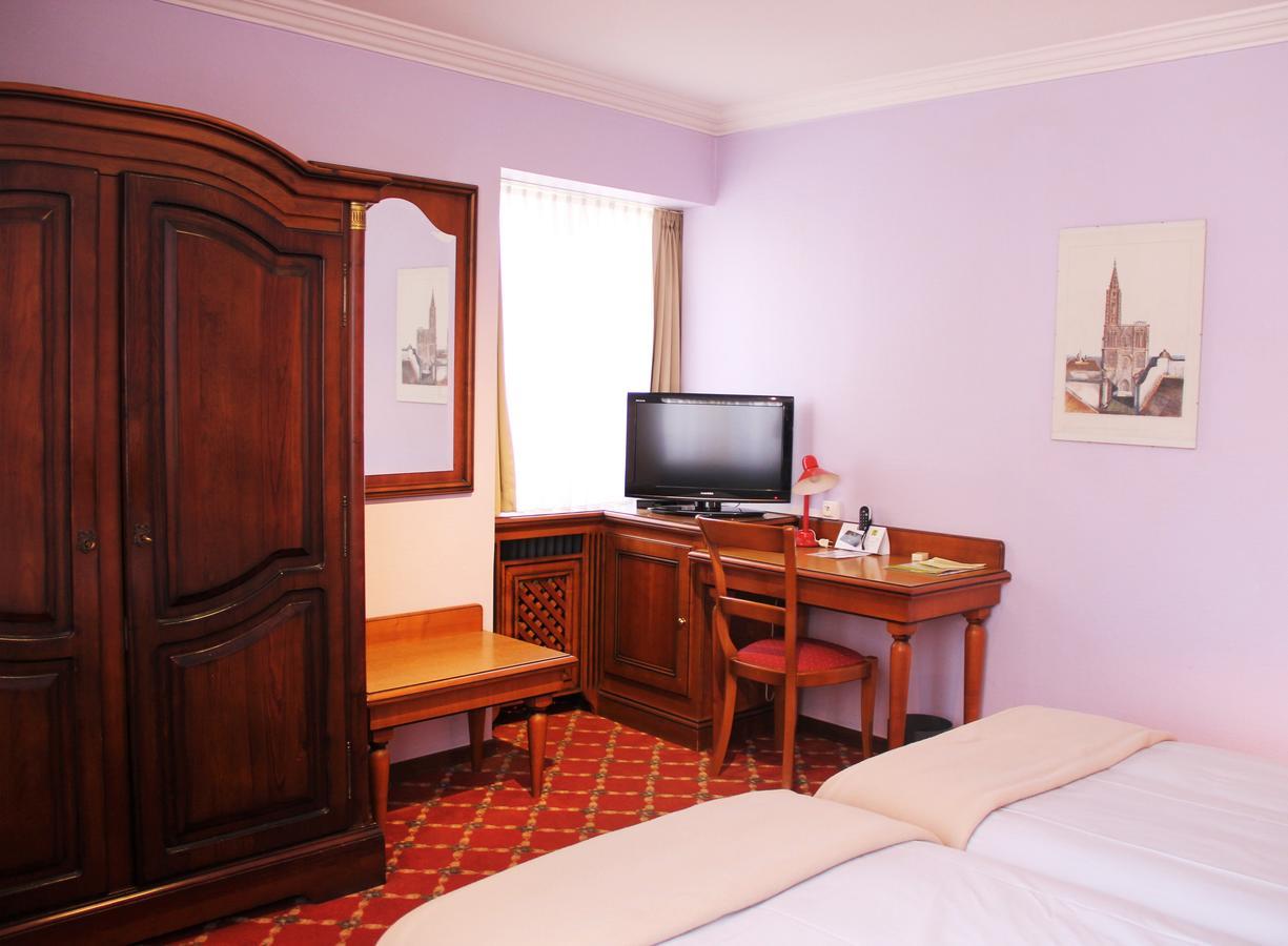 Hostellerie Au Cygne ウィッサンブール エクステリア 写真